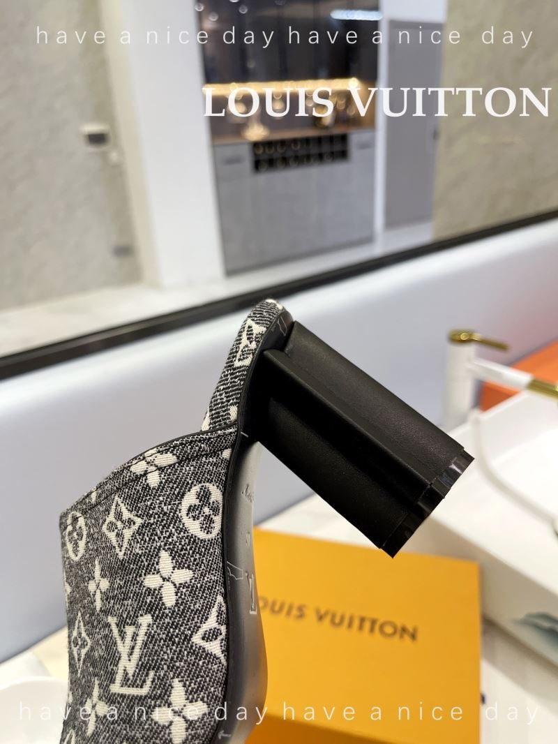 Louis Vuitton Slippers